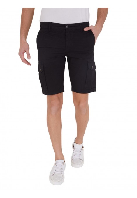 Black Shorts with Pockets (S216002)