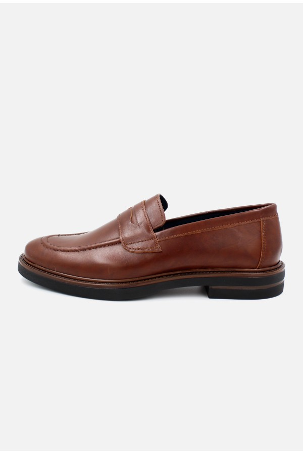 Ανδρικά δερμάτινα κονιάκ loafers