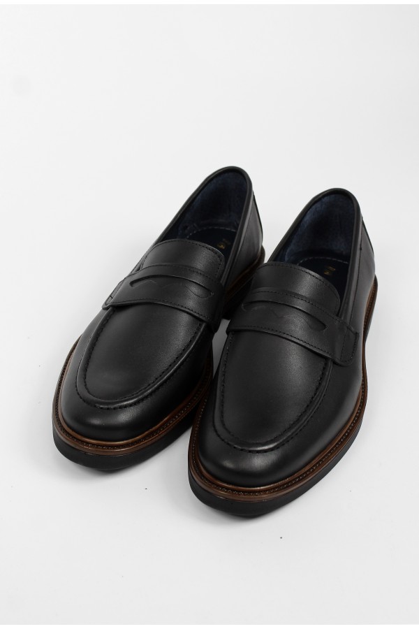 Ανδρικά δερμάτινα μαύρα loafers