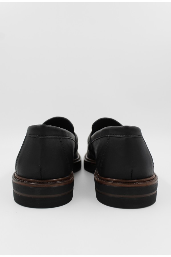 Ανδρικά δερμάτινα μαύρα loafers