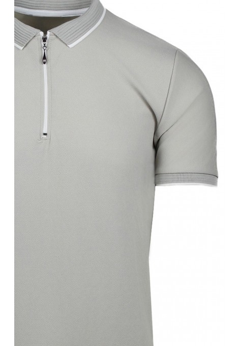 Man’s ecru t-shirt polo with zip