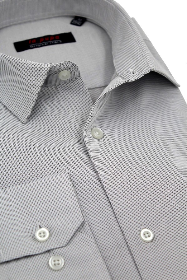 Man’s light grey printed shirt      