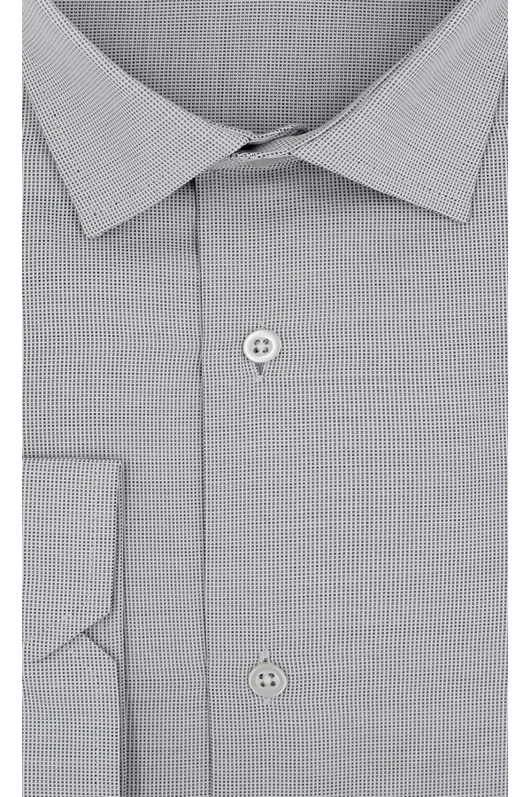Man’s light grey printed shirt      