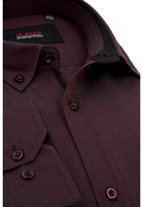 Man's bordeuax shirt with textured weave and pocket