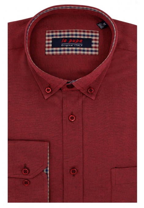 Man's bordeuax shirt with a pocket