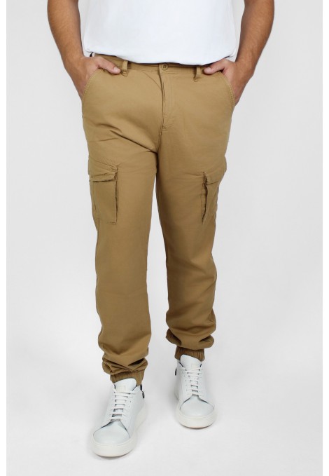 Man's camel Cargo Pants 