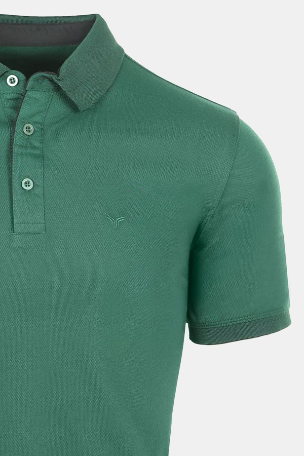 Man's dark green polo t-shirt