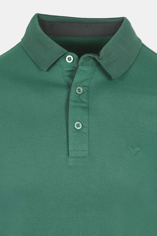 Man's dark green polo t-shirt