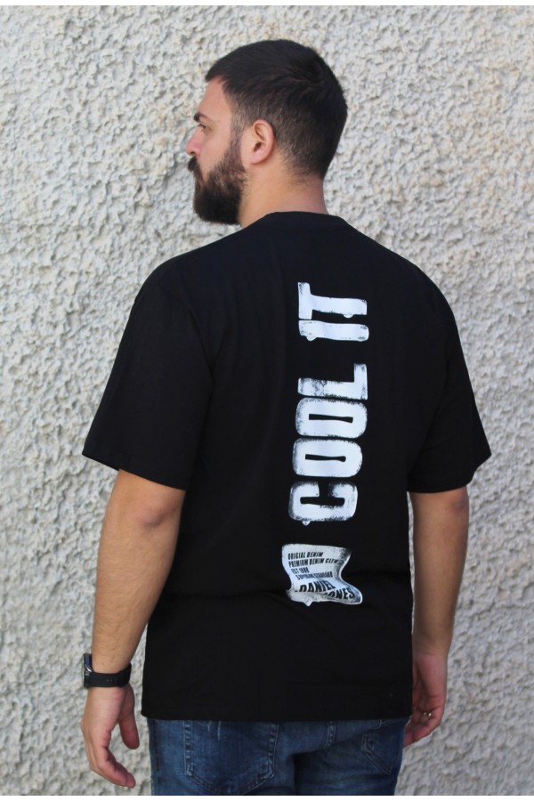 Ανδρική μαύρη μπλούζα oversized Ανδρική μαύρη μπλούζα oversized