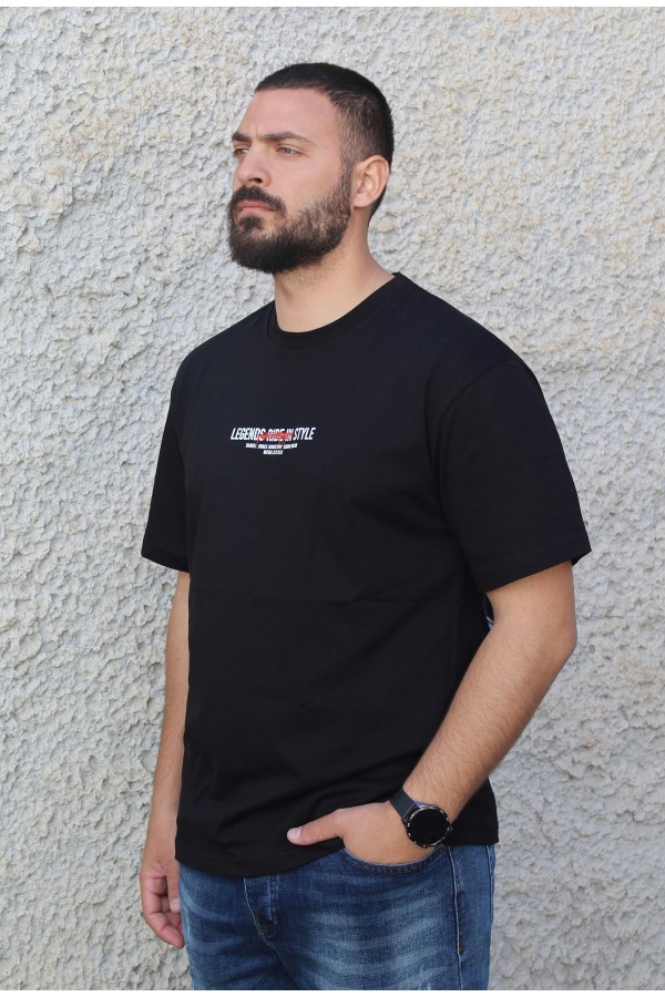  Ανδρική μαύρη μπλούζα oversized