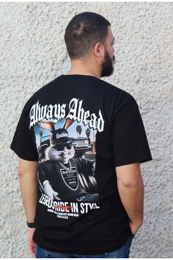  Ανδρική μαύρη μπλούζα oversized