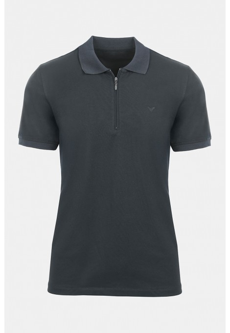 Black T-shirt