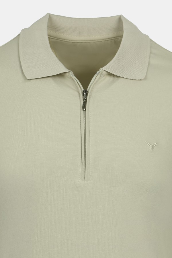 Beige T-shirt
