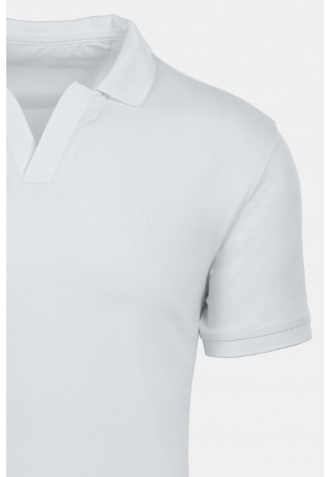 White T-shirt