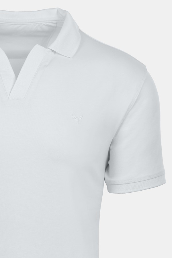 White T-shirt