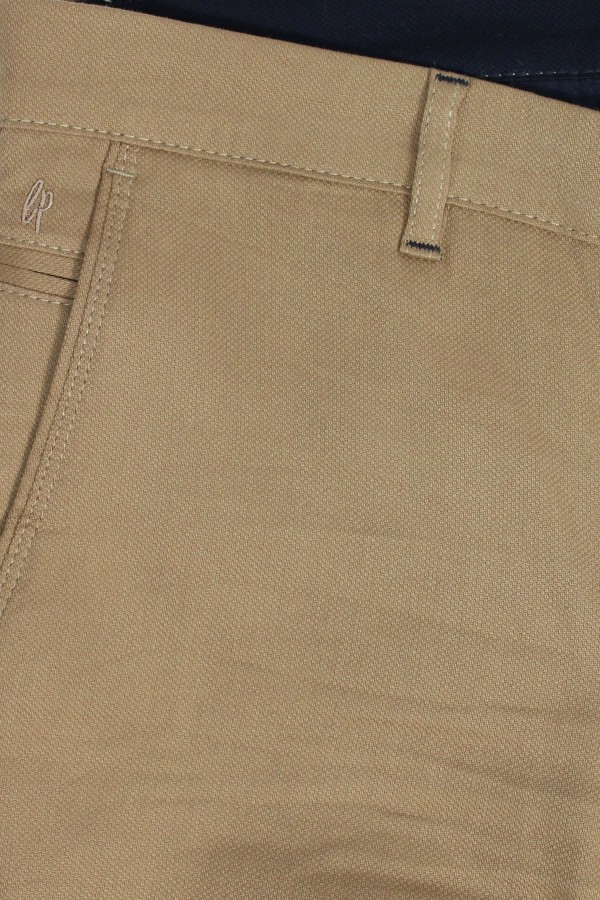 Ανδρικό καφέ παντελόνι τύπου τσίνο slim fit
