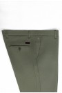 Ανδρικό χακί παντελόνι τύπου τσίνο slim fit