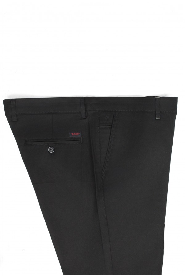 Ανδρικό μαύρο παντελόνι τύπου τσίνο slim fit