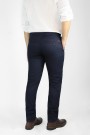 Ανδρικό σκούρο μπλε παντελόνι τύπου τσίνο slim fit 