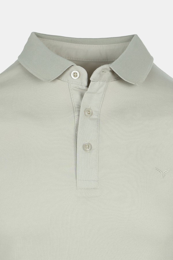 Beige T-shirt