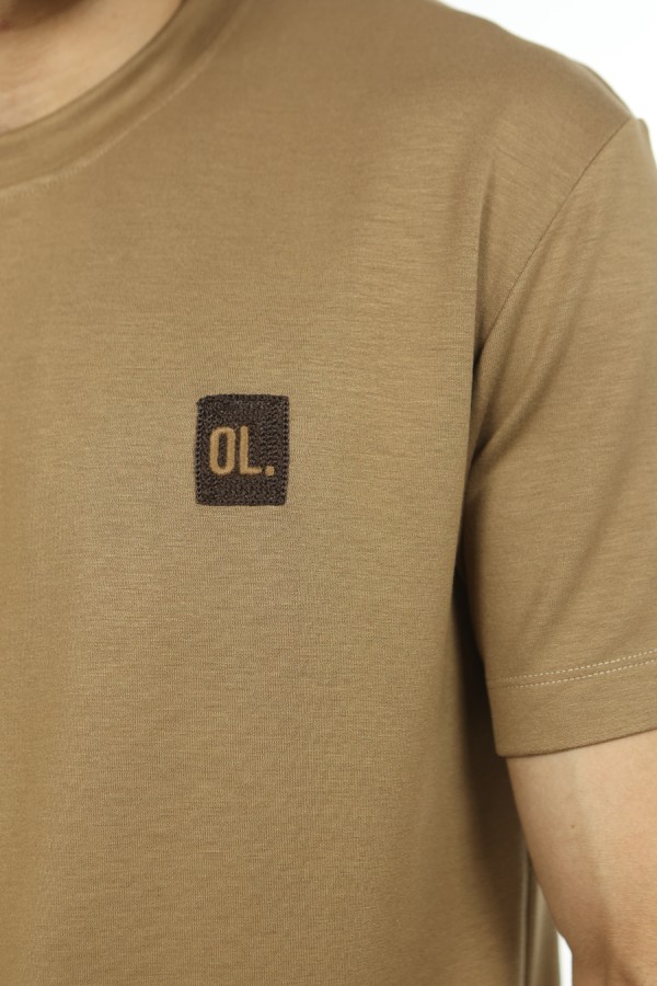 Brown T-shirt