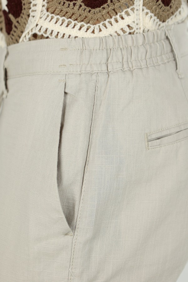 Men beige pants