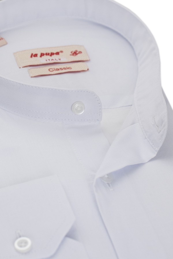 Man's white shirt mao