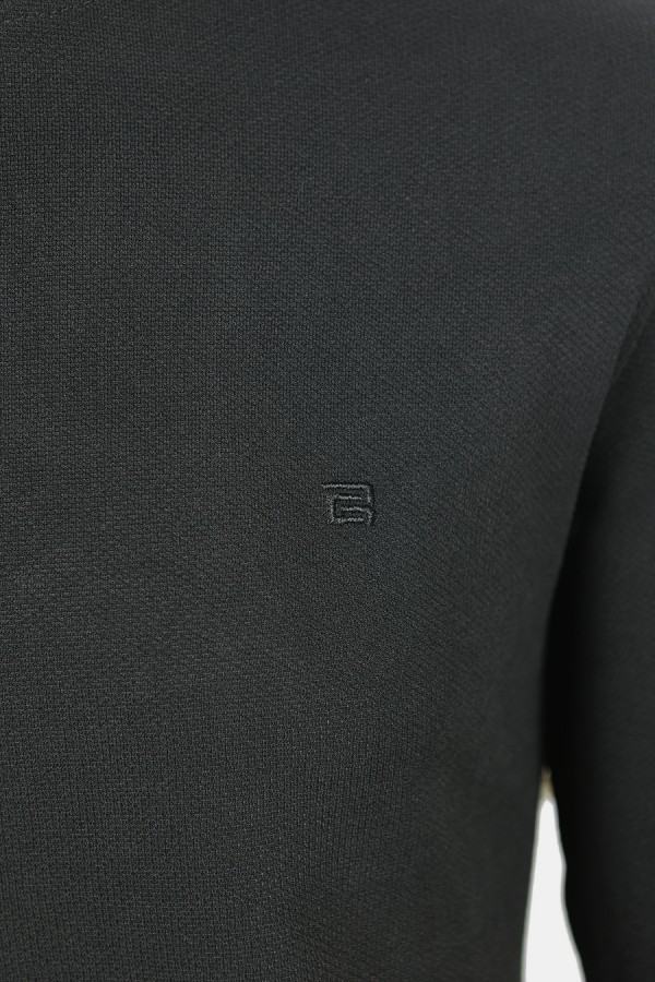 Ανδρική Μαύρη Μπλούζα με Σχέδιο Ύφανσης