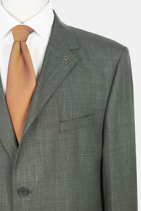Men’s green suit with modern fit-plus size