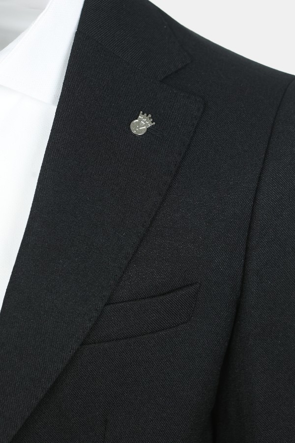 Μαύρο Σακάκι