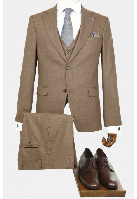 Καφέ Κοστούμι