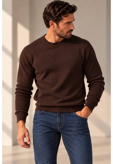 Men's brown T-shirt